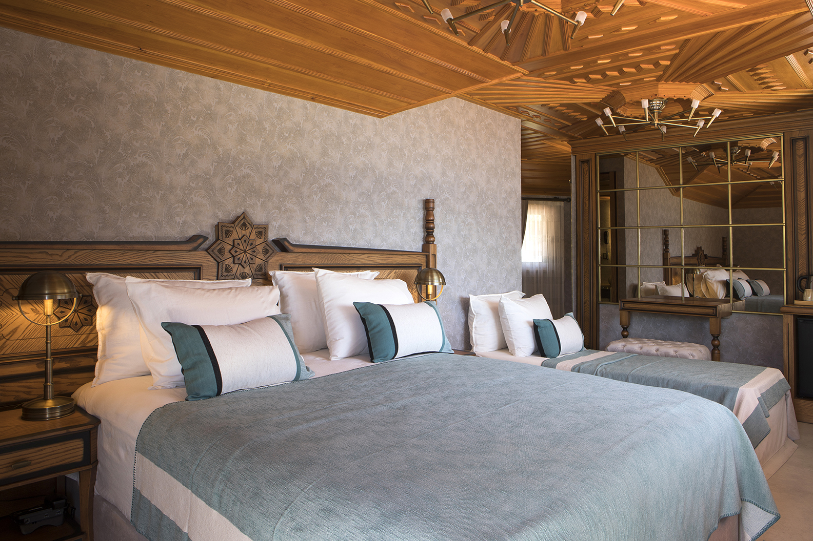 Deluxe-2 Oda (Terası Jakuzili)