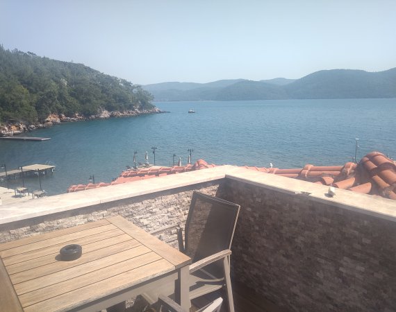 Deluxe-2 Oda (Terası Jakuzili)